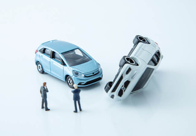 自動車事故のイメージ模型